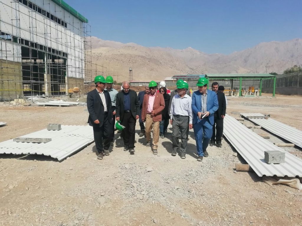 بازدید جناب آقای دکتر مصری نائب رئیس محترم مجلس شورای اسلامی  از کارخانه کرمانشاه